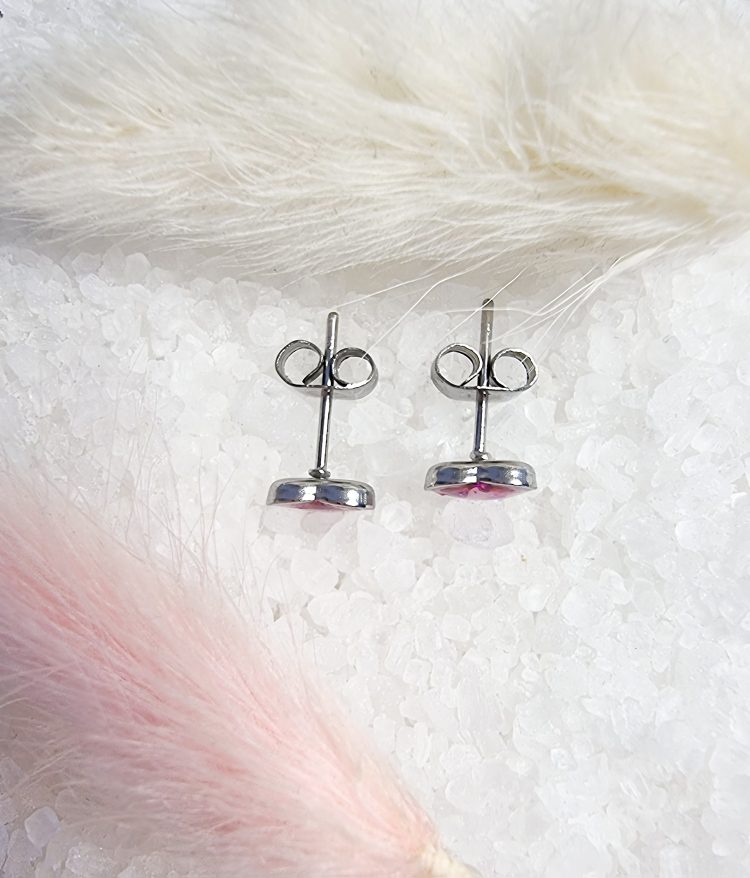 Boucles d’oreilles argent en forme de cœur avec résine souvenir